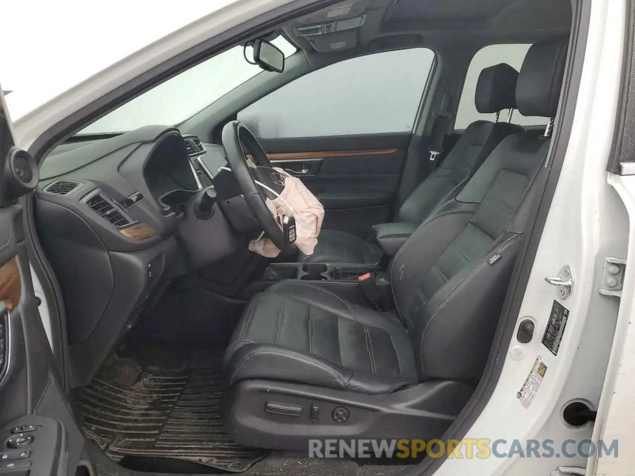 7 Photograph of a damaged car JHLRW2H95KX013585 HONDA CRV 2019