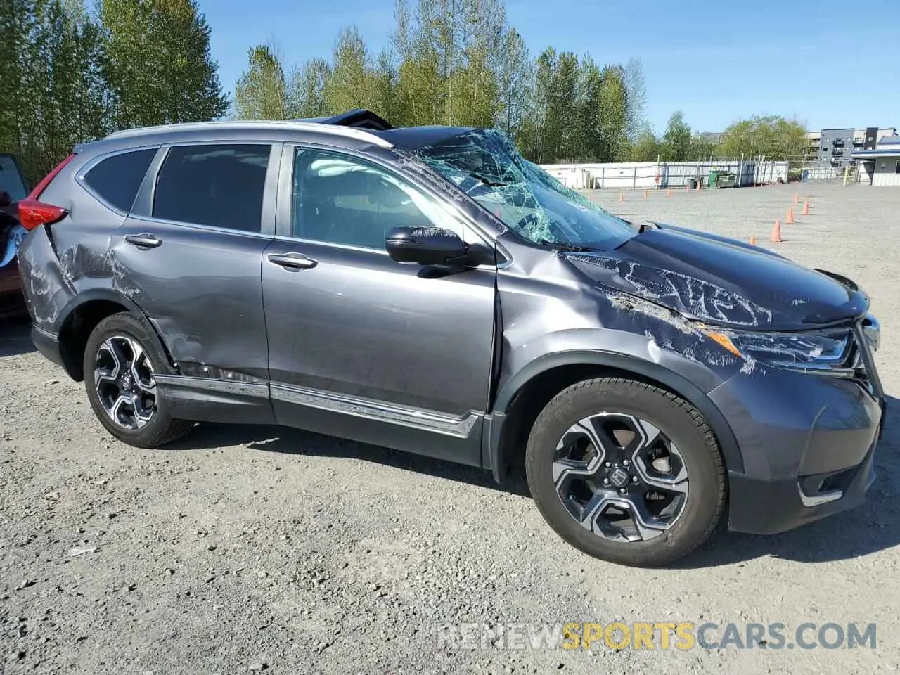 4 Photograph of a damaged car JHLRW2H95KX022822 HONDA CRV 2019