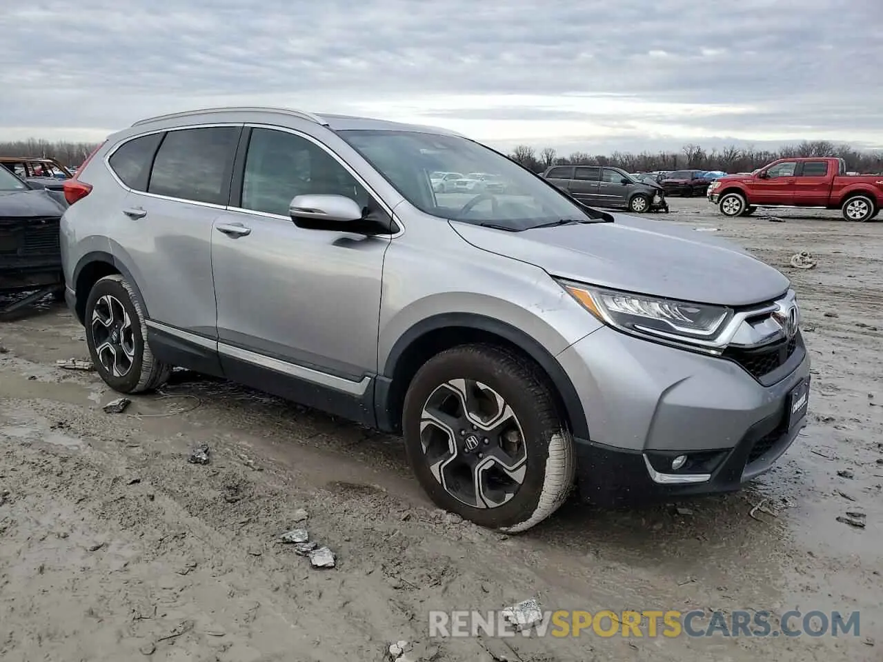 4 Photograph of a damaged car JHLRW2H9XKX000749 HONDA CRV 2019