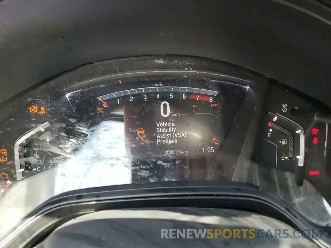 9 Photograph of a damaged car 2HKRW1H2XLH415951 HONDA CRV 2020