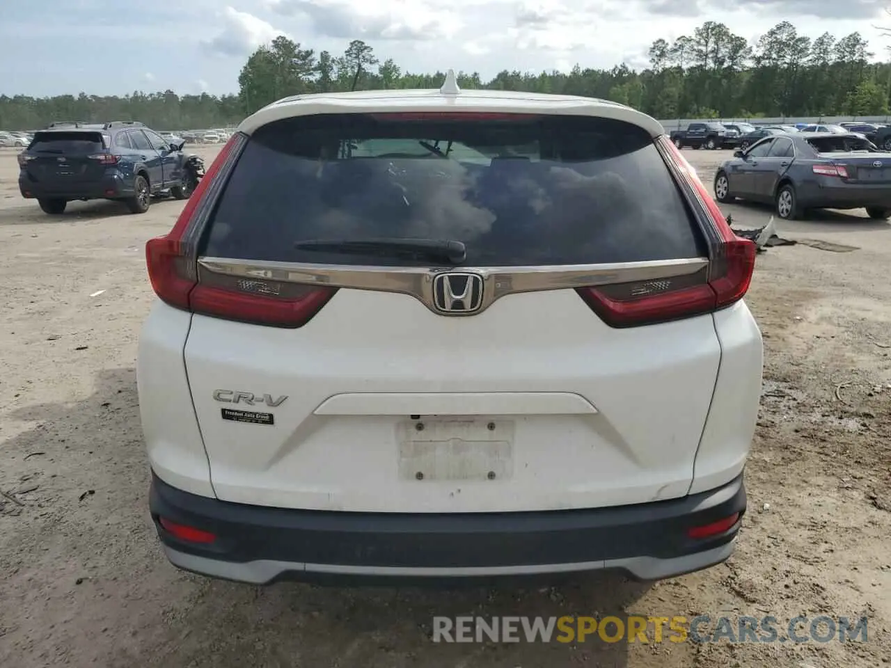 6 Photograph of a damaged car 2HKRW1H55LH407363 HONDA CRV 2020
