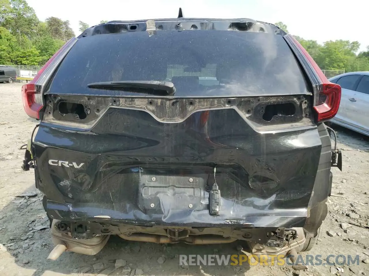 6 Photograph of a damaged car 2HKRW1H5XLH421260 HONDA CRV 2020