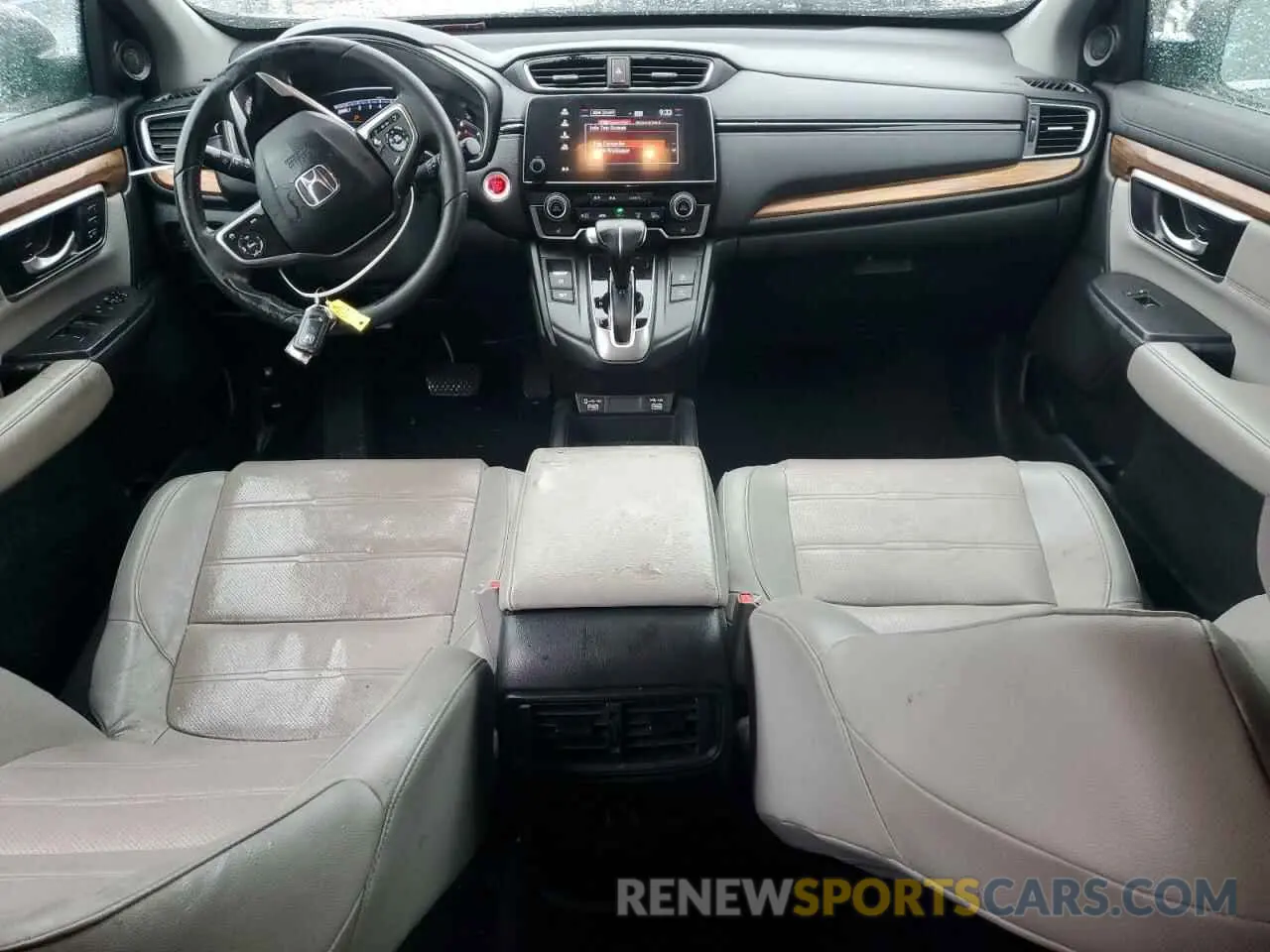 8 Photograph of a damaged car 2HKRW1H84LH406683 HONDA CRV 2020