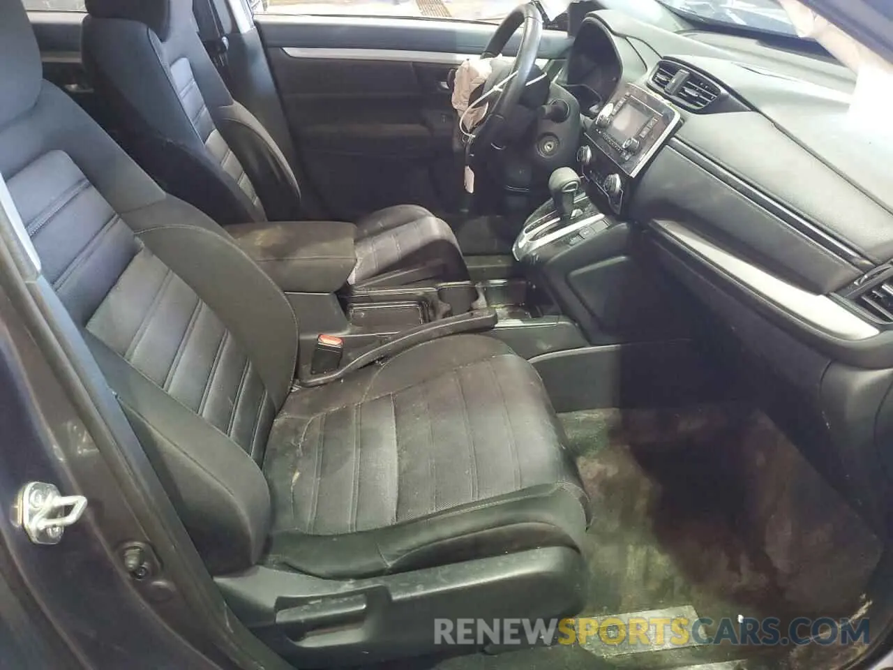 7 Photograph of a damaged car 2HKRW2H20LH634584 HONDA CRV 2020