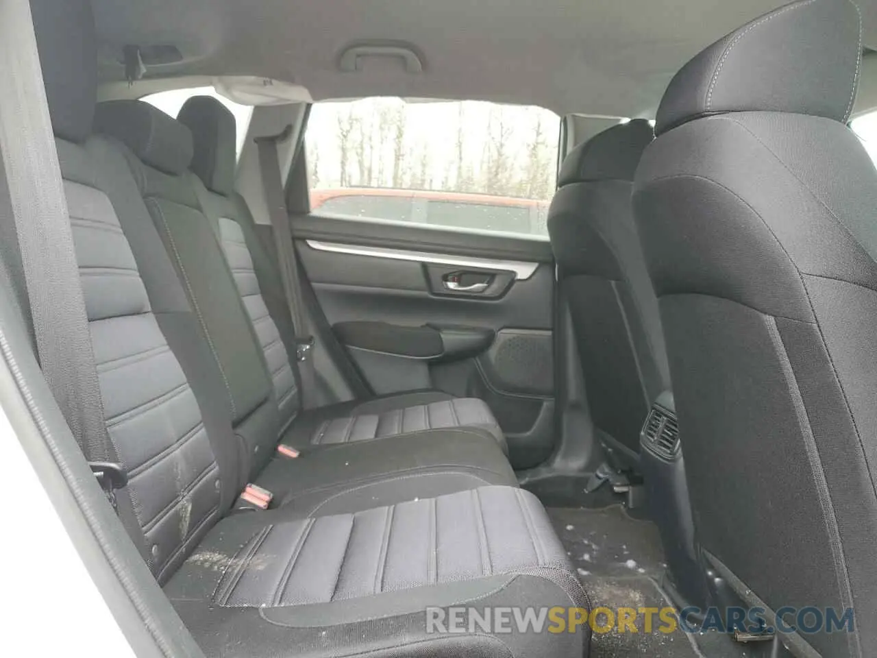 11 Photograph of a damaged car 2HKRW2H23LH219145 HONDA CRV 2020