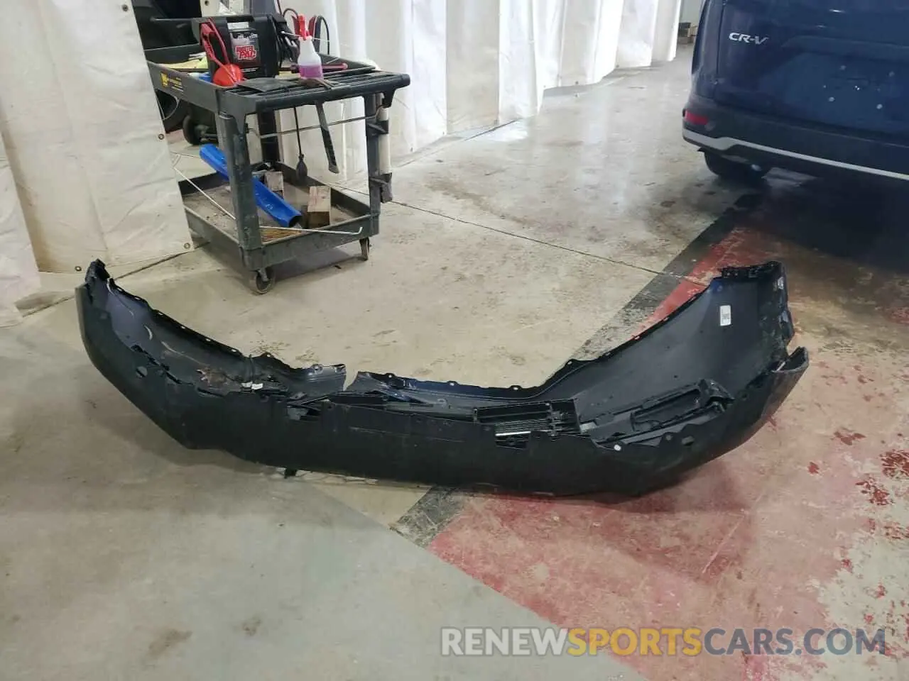 13 Photograph of a damaged car 2HKRW2H24LH618436 HONDA CRV 2020