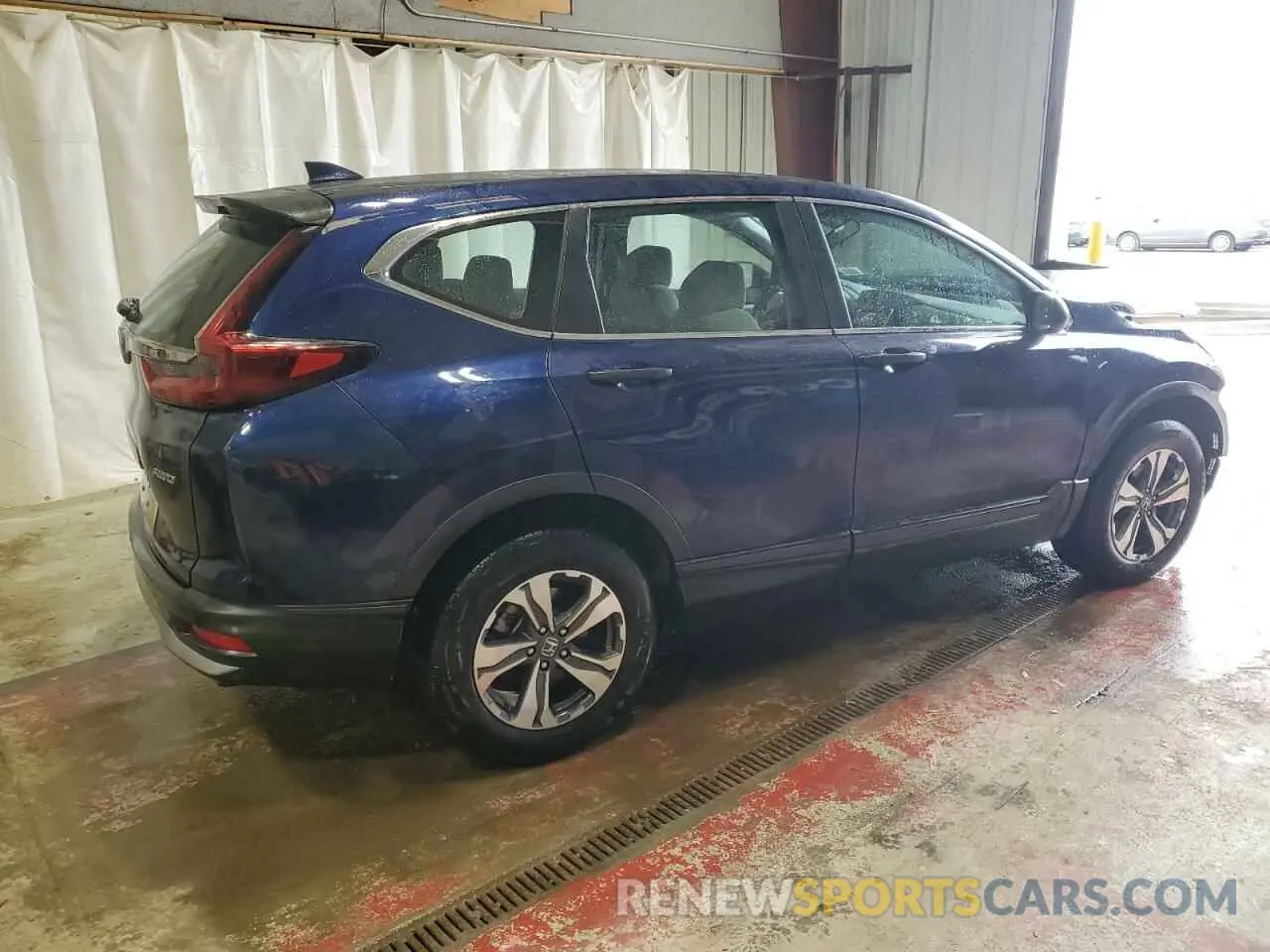 3 Photograph of a damaged car 2HKRW2H24LH618436 HONDA CRV 2020