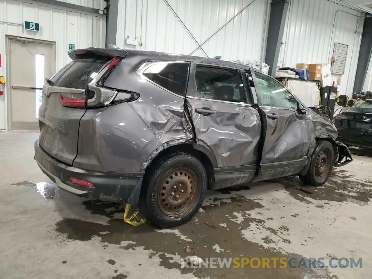 3 Photograph of a damaged car 2HKRW2H2XLH211611 HONDA CRV 2020
