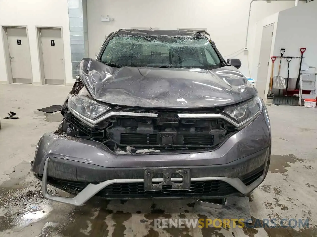 5 Photograph of a damaged car 2HKRW2H2XLH211611 HONDA CRV 2020