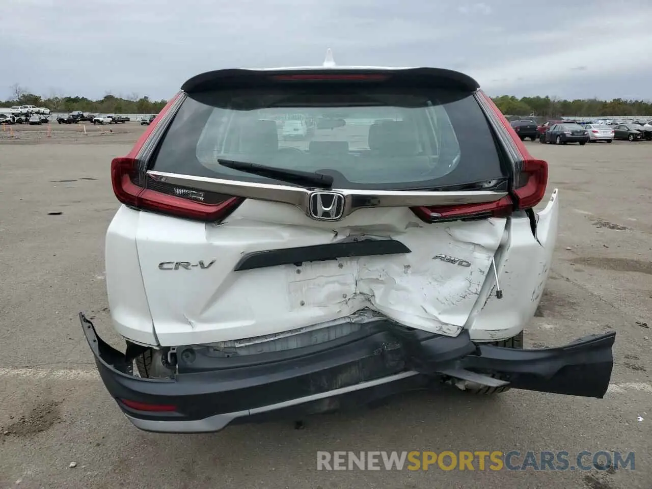 6 Photograph of a damaged car 2HKRW2H2XLH612334 HONDA CRV 2020