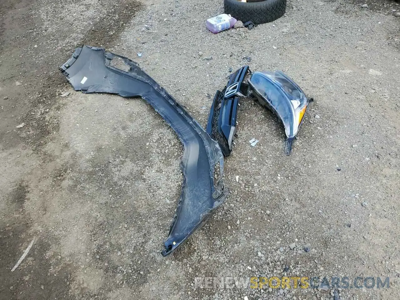 12 Photograph of a damaged car 2HKRW2H43LH231880 HONDA CRV 2020