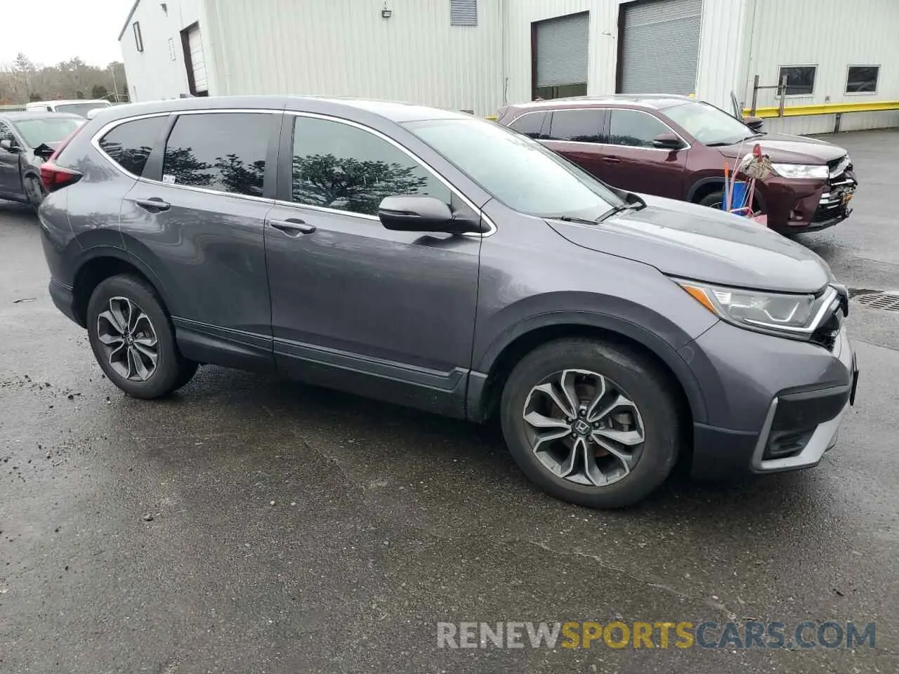 4 Photograph of a damaged car 2HKRW2H51LH661707 HONDA CRV 2020