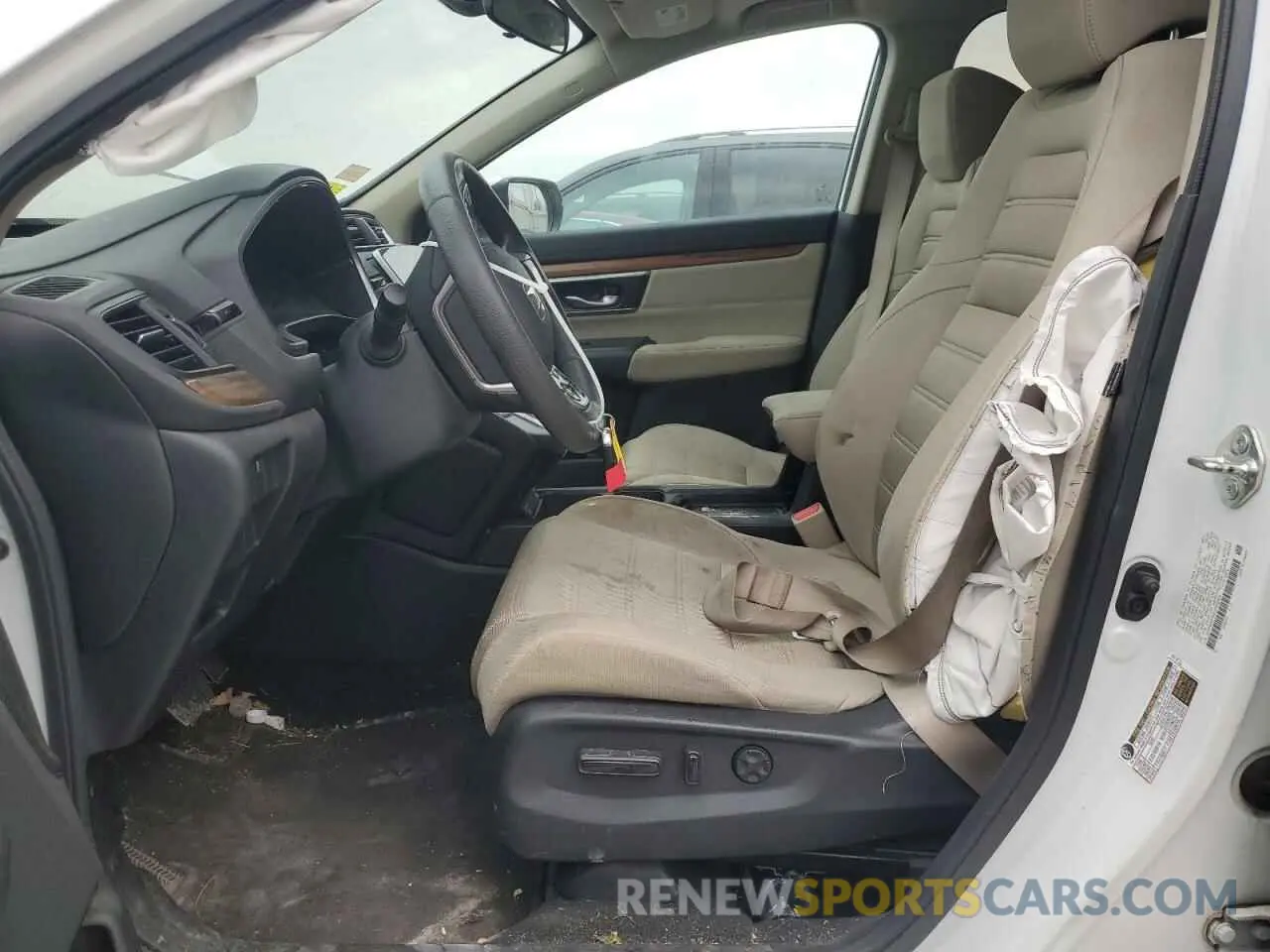 7 Photograph of a damaged car 2HKRW2H52LH648464 HONDA CRV 2020