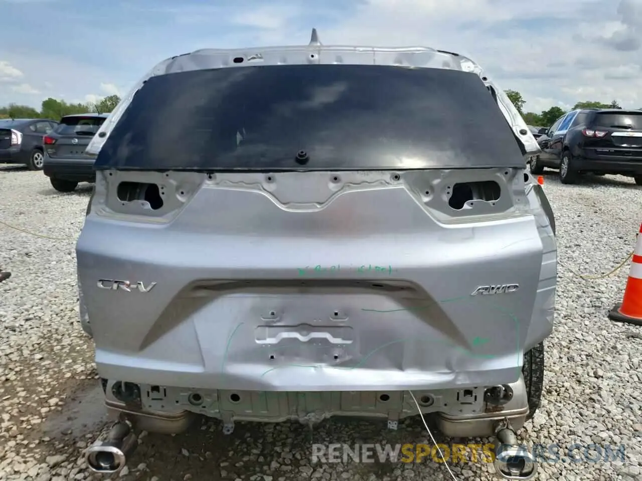 6 Photograph of a damaged car 2HKRW2H52LH669119 HONDA CRV 2020