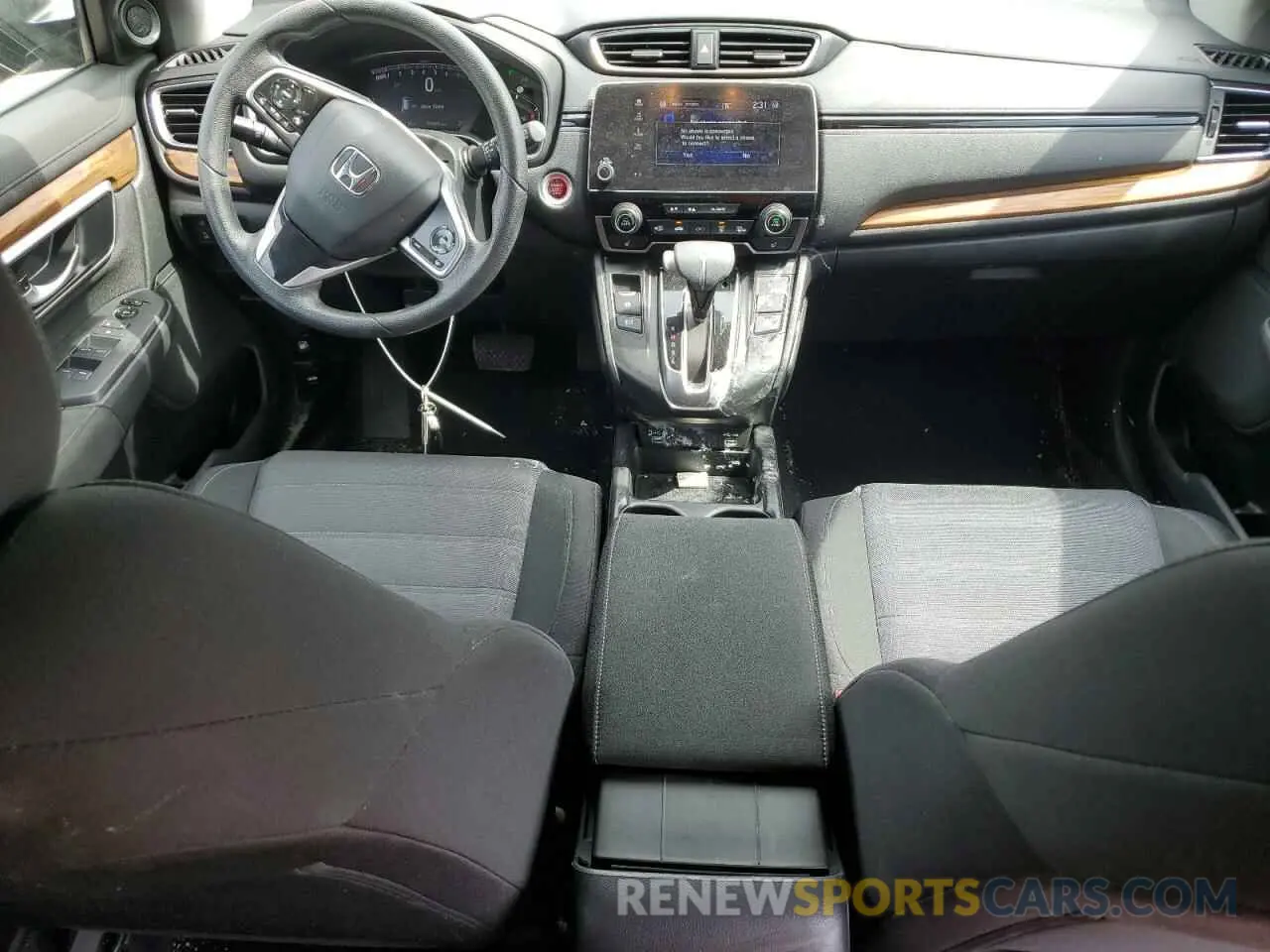8 Photograph of a damaged car 2HKRW2H53LH622570 HONDA CRV 2020