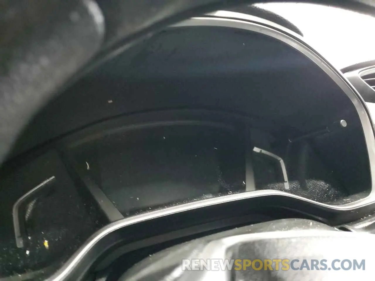 9 Photograph of a damaged car 2HKRW2H55LH636762 HONDA CRV 2020