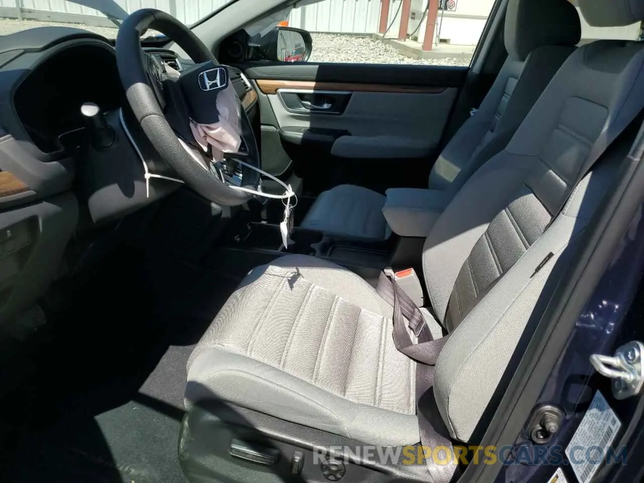7 Photograph of a damaged car 2HKRW2H55LH667445 HONDA CRV 2020