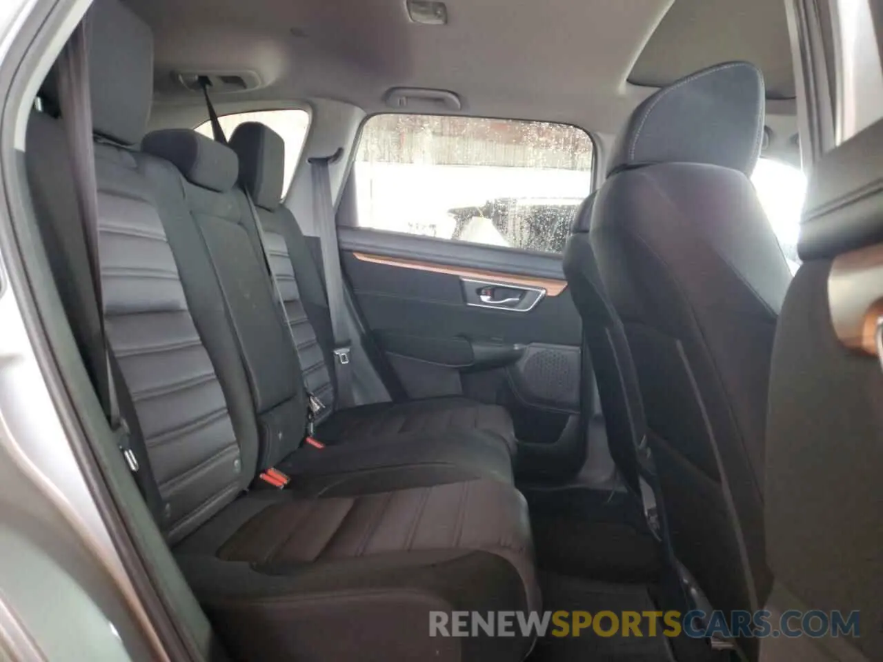 11 Photograph of a damaged car 2HKRW2H57LH656897 HONDA CRV 2020