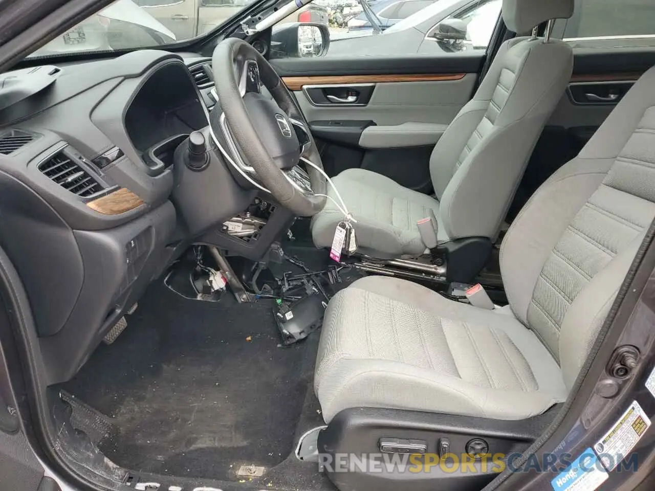 7 Photograph of a damaged car 2HKRW2H58LH681033 HONDA CRV 2020