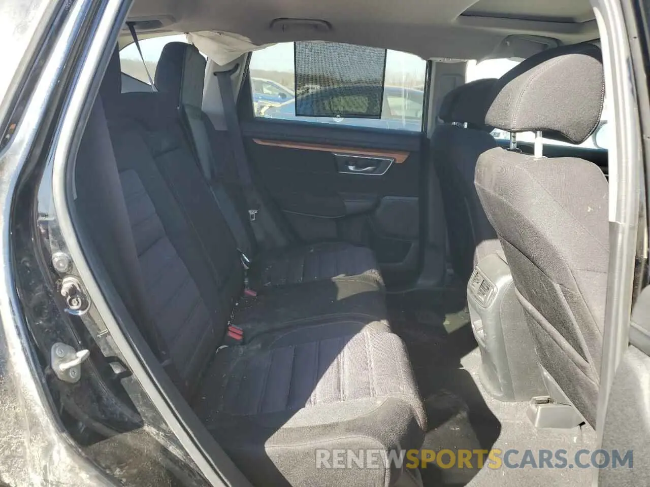 11 Photograph of a damaged car 2HKRW2H58LH684739 HONDA CRV 2020