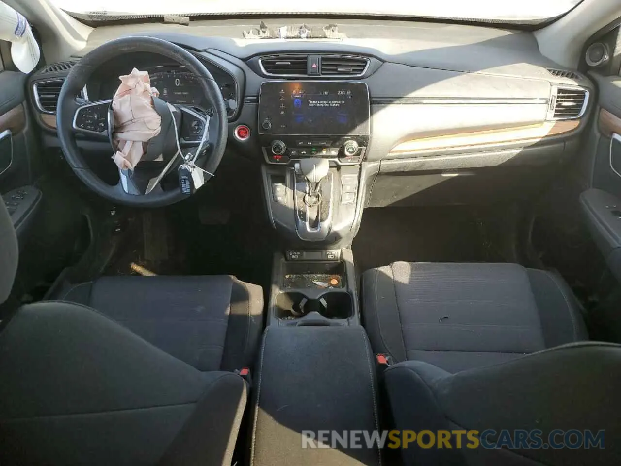 8 Photograph of a damaged car 2HKRW2H58LH684739 HONDA CRV 2020