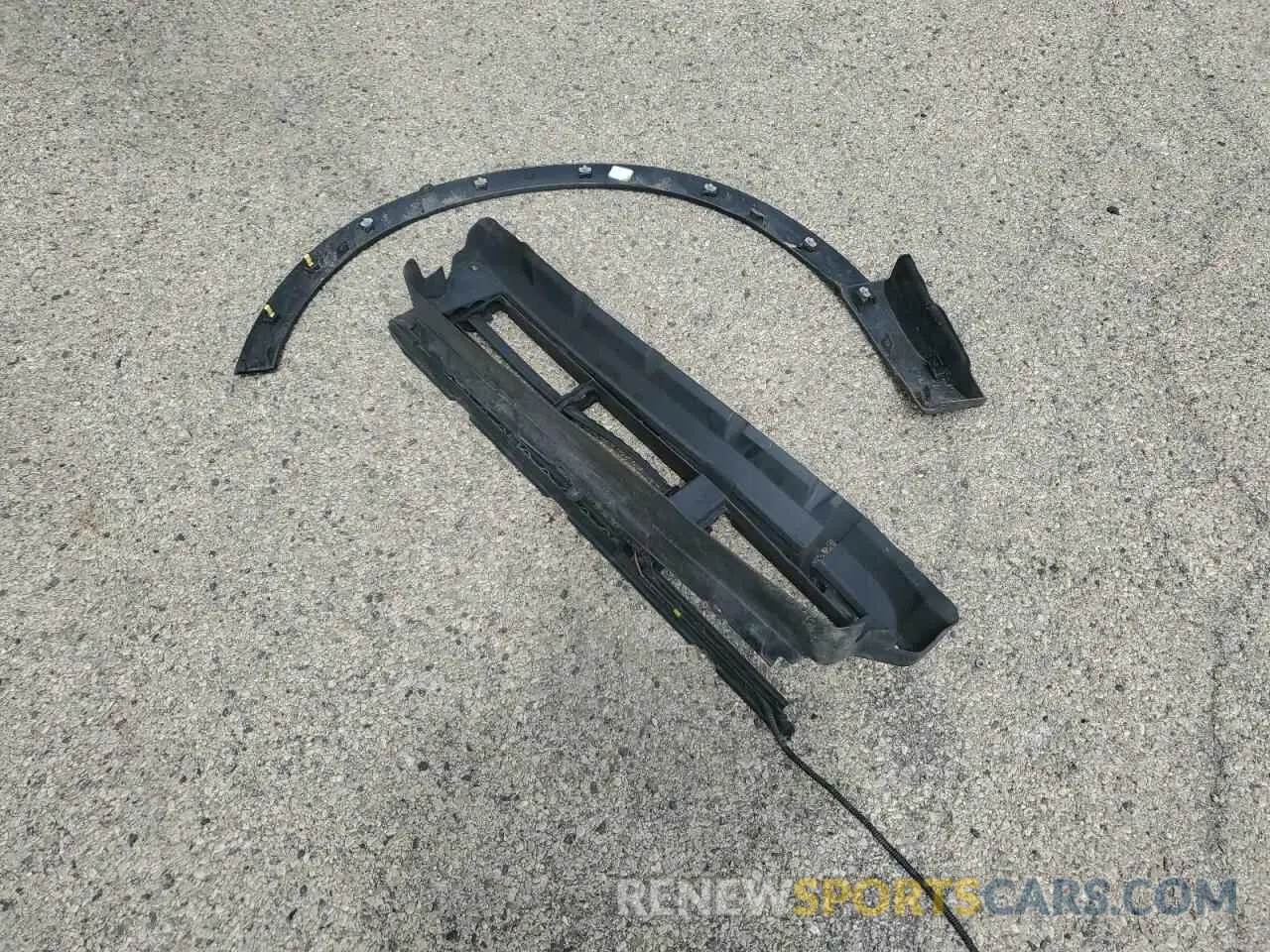13 Photograph of a damaged car 2HKRW2H59LH673264 HONDA CRV 2020