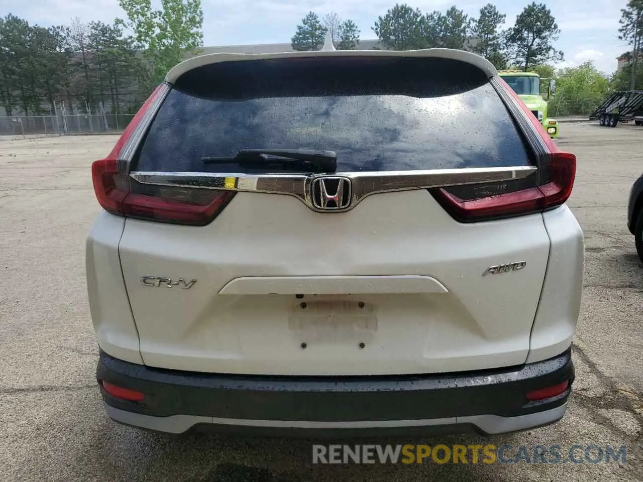 6 Photograph of a damaged car 2HKRW2H59LH673264 HONDA CRV 2020