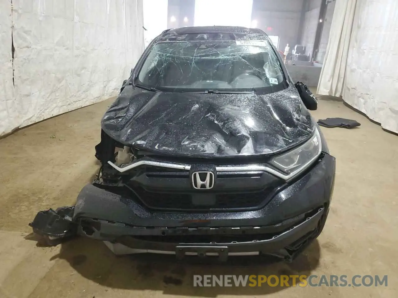 5 Photograph of a damaged car 2HKRW2H85LH659453 HONDA CRV 2020