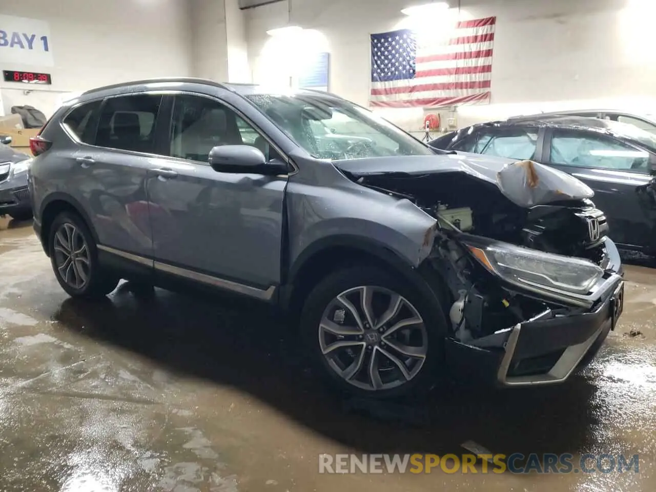4 Photograph of a damaged car 2HKRW2H90LH658624 HONDA CRV 2020