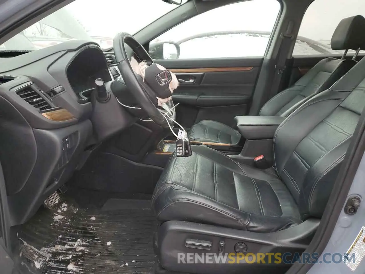 7 Photograph of a damaged car 2HKRW2H90LH658624 HONDA CRV 2020