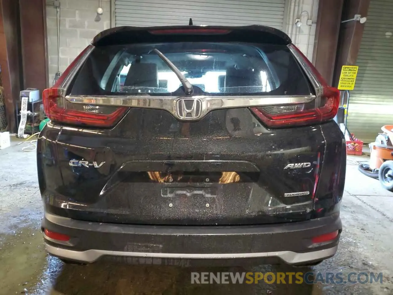 6 Photograph of a damaged car 2HKRW2H90LH664990 HONDA CRV 2020