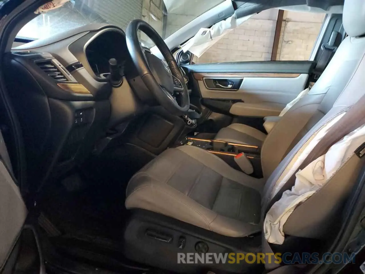 7 Photograph of a damaged car 2HKRW2H90LH664990 HONDA CRV 2020