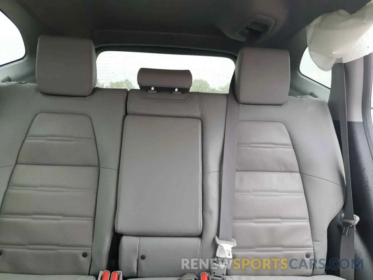 10 Photograph of a damaged car 2HKRW2H94LH653376 HONDA CRV 2020