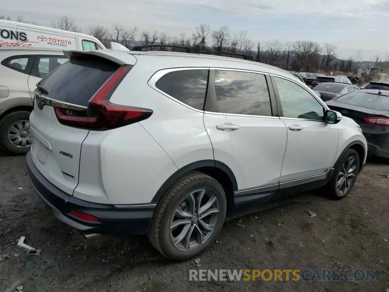 3 Photograph of a damaged car 2HKRW2H96LH654268 HONDA CRV 2020