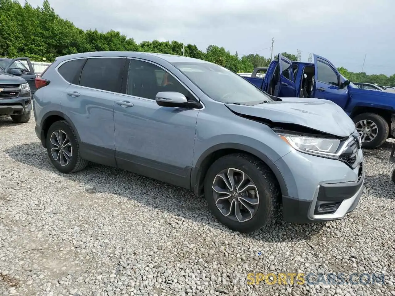 4 Photograph of a damaged car 5J6RW1H50LL005210 HONDA CRV 2020