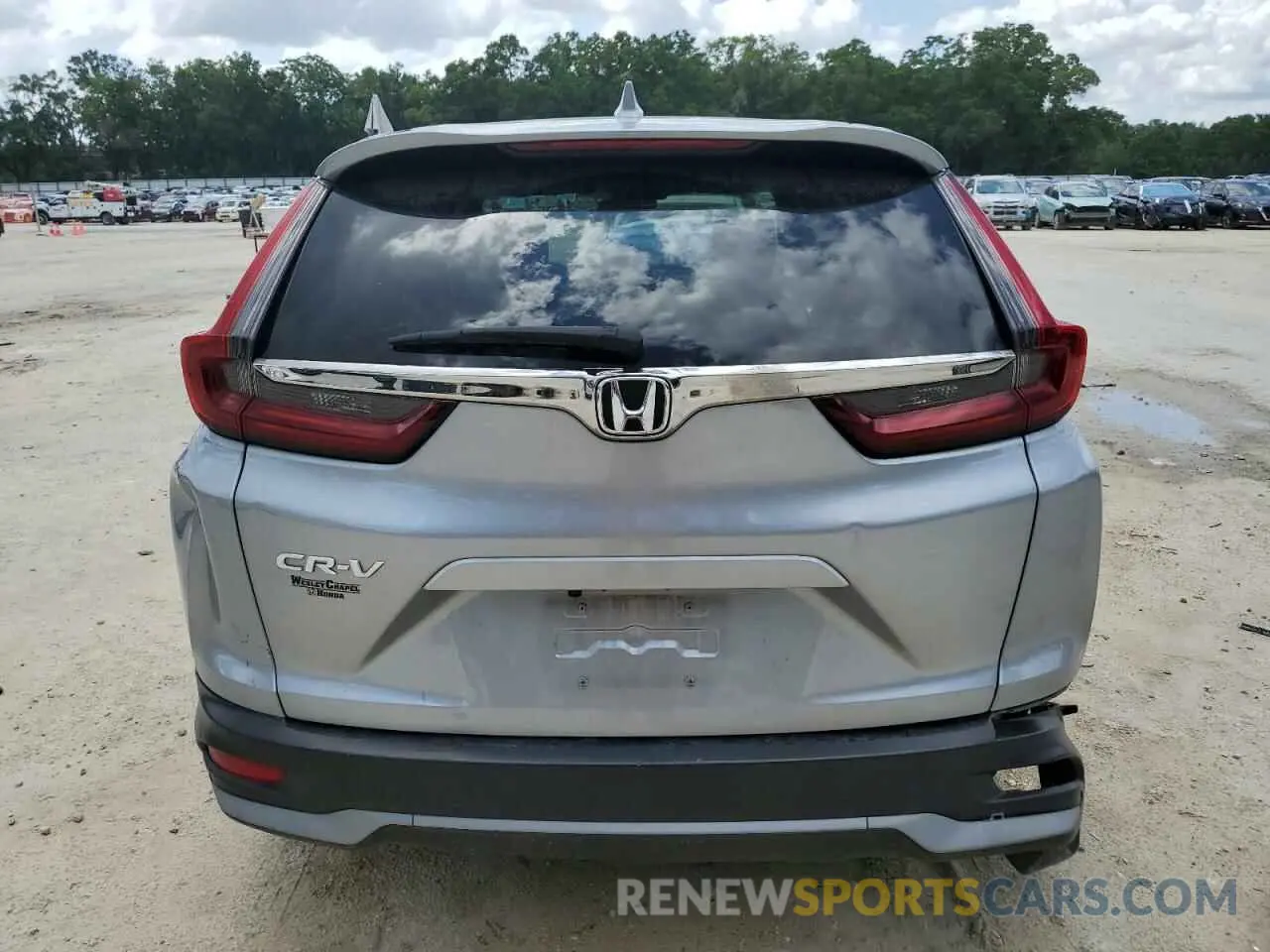6 Photograph of a damaged car 5J6RW1H52LA015765 HONDA CRV 2020