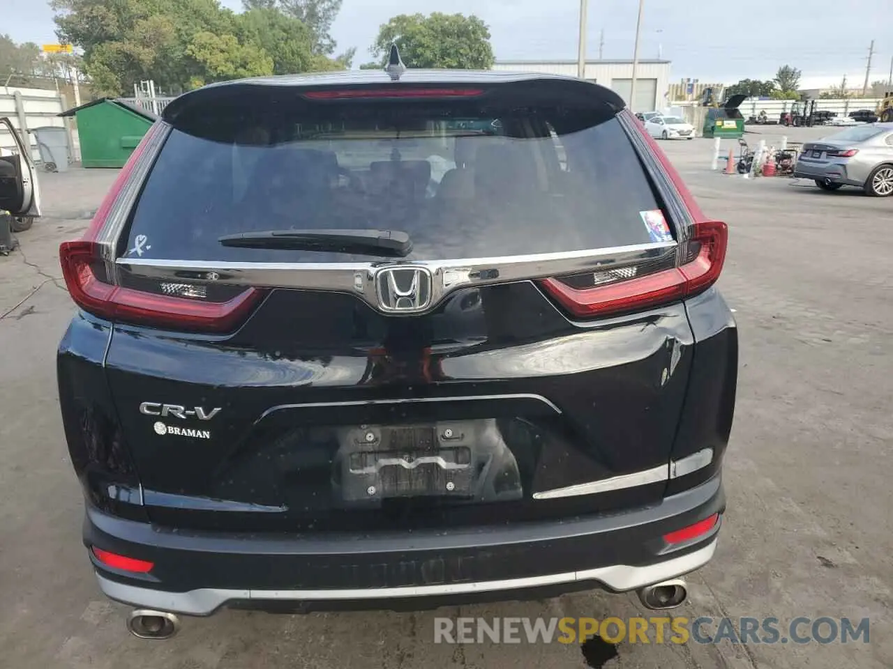 6 Photograph of a damaged car 5J6RW1H57LA017446 HONDA CRV 2020