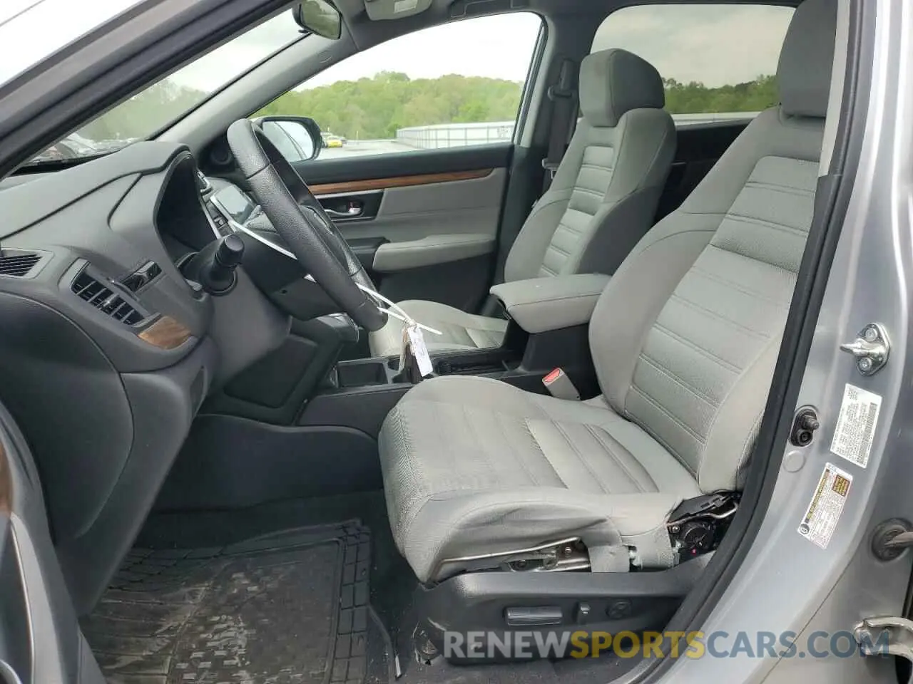 7 Photograph of a damaged car 5J6RW1H57LA019553 HONDA CRV 2020