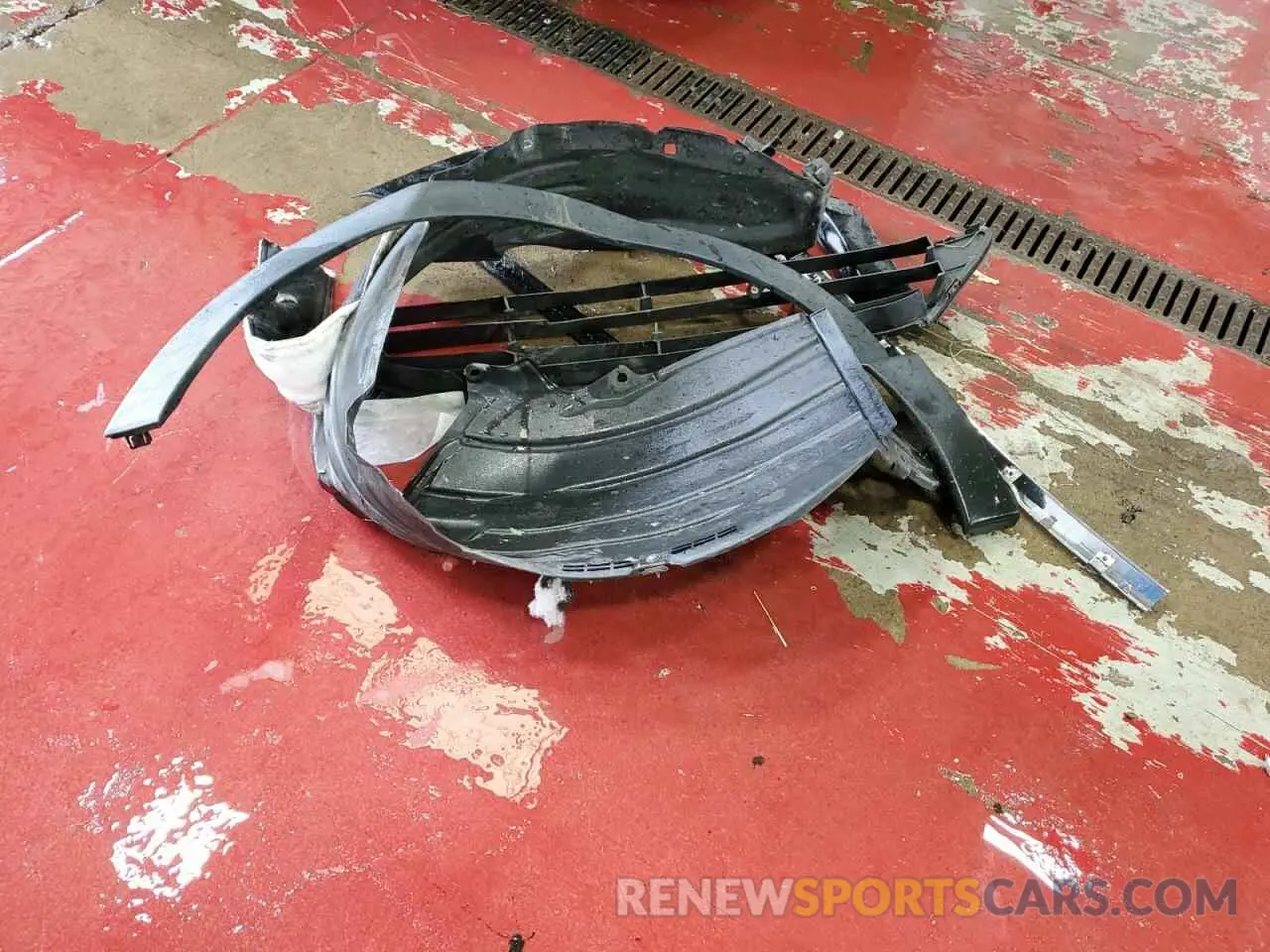 13 Photograph of a damaged car 5J6RW1H83LA014411 HONDA CRV 2020