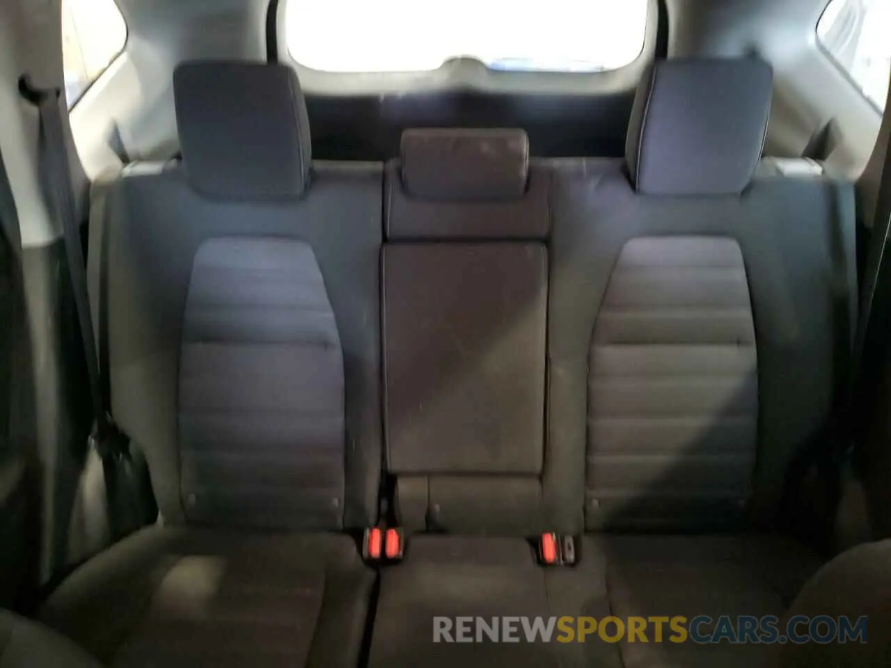10 Photograph of a damaged car 5J6RW2H22LL029567 HONDA CRV 2020