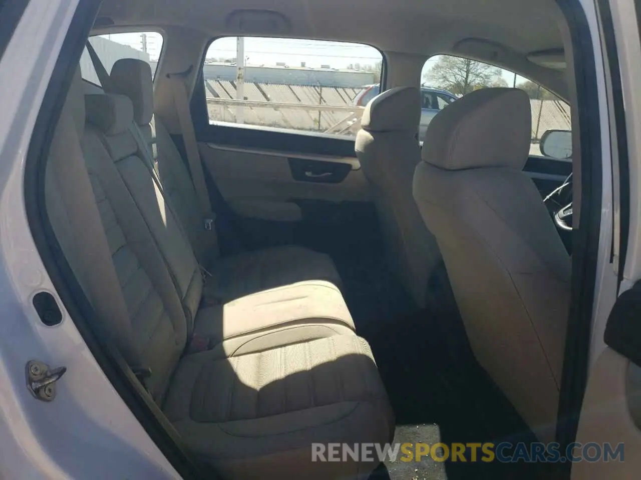 11 Photograph of a damaged car 5J6RW2H23LL017833 HONDA CRV 2020