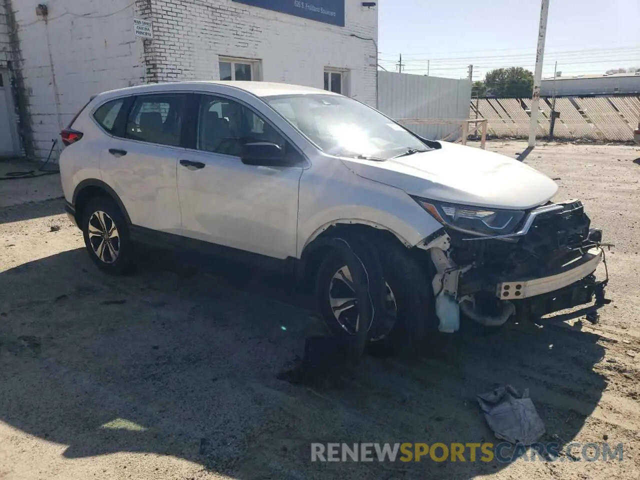 4 Photograph of a damaged car 5J6RW2H23LL017833 HONDA CRV 2020