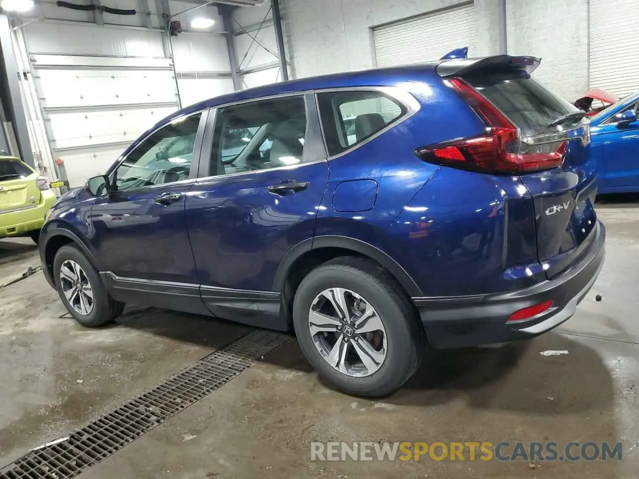 2 Photograph of a damaged car 5J6RW2H24LL007537 HONDA CRV 2020