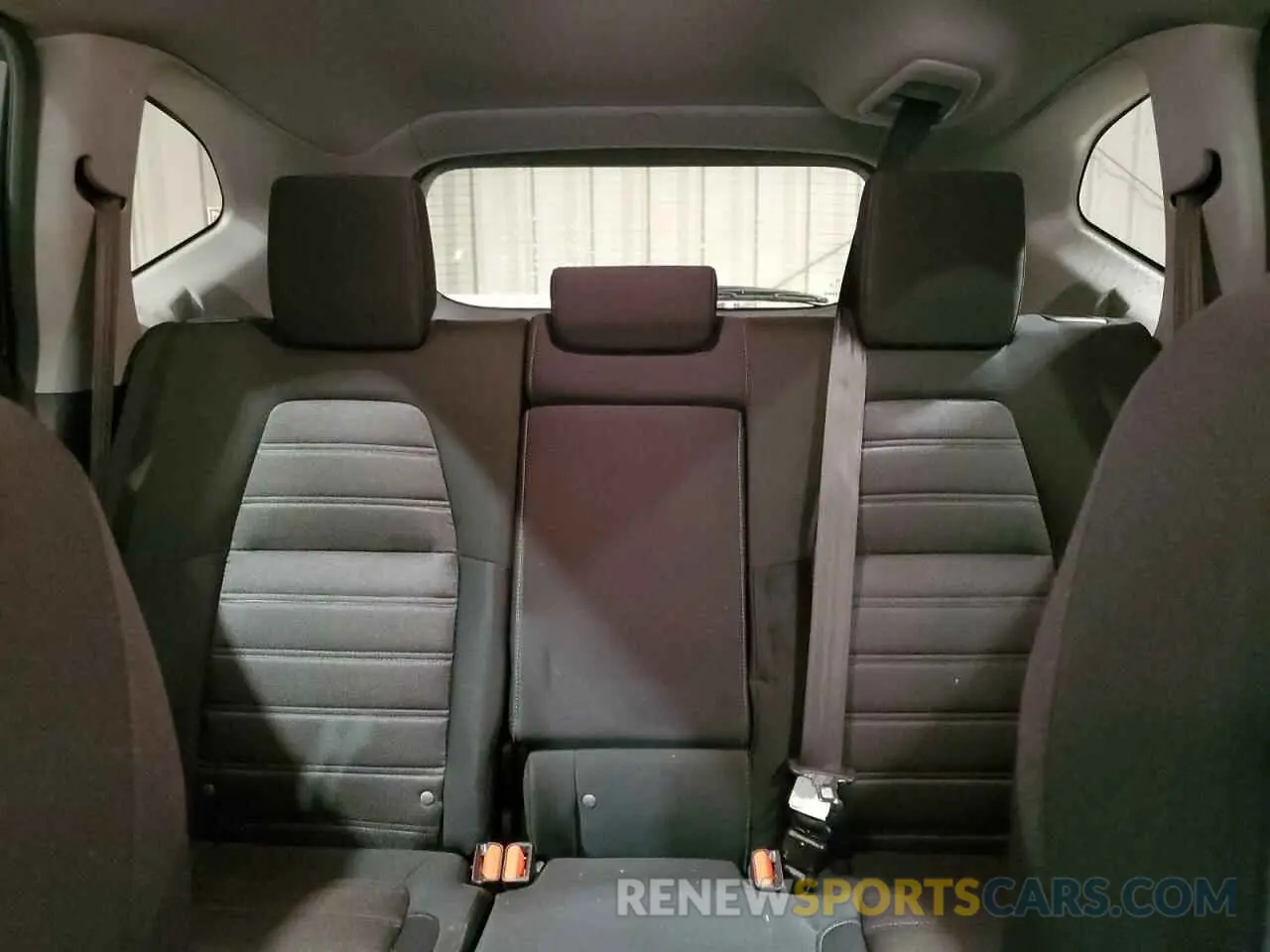 10 Photograph of a damaged car 5J6RW2H25LL018367 HONDA CRV 2020