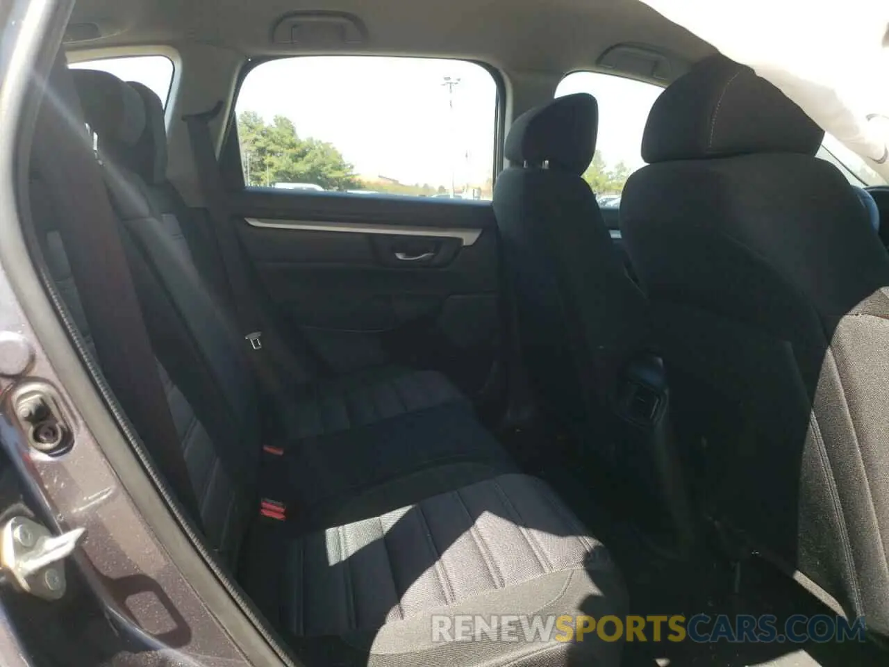 10 Photograph of a damaged car 5J6RW2H26LL002243 HONDA CRV 2020