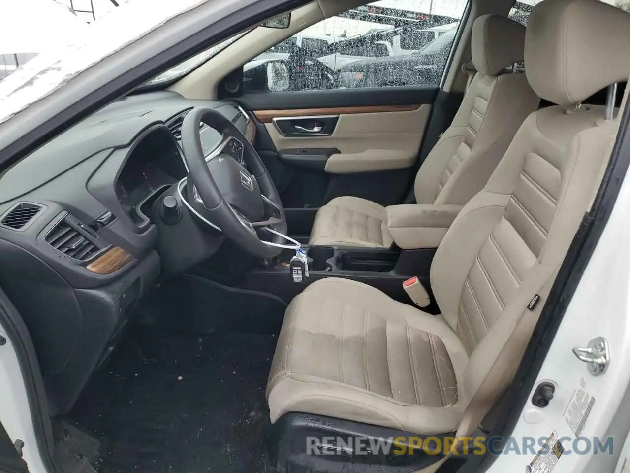 7 Photograph of a damaged car 5J6RW2H51LA013558 HONDA CRV 2020