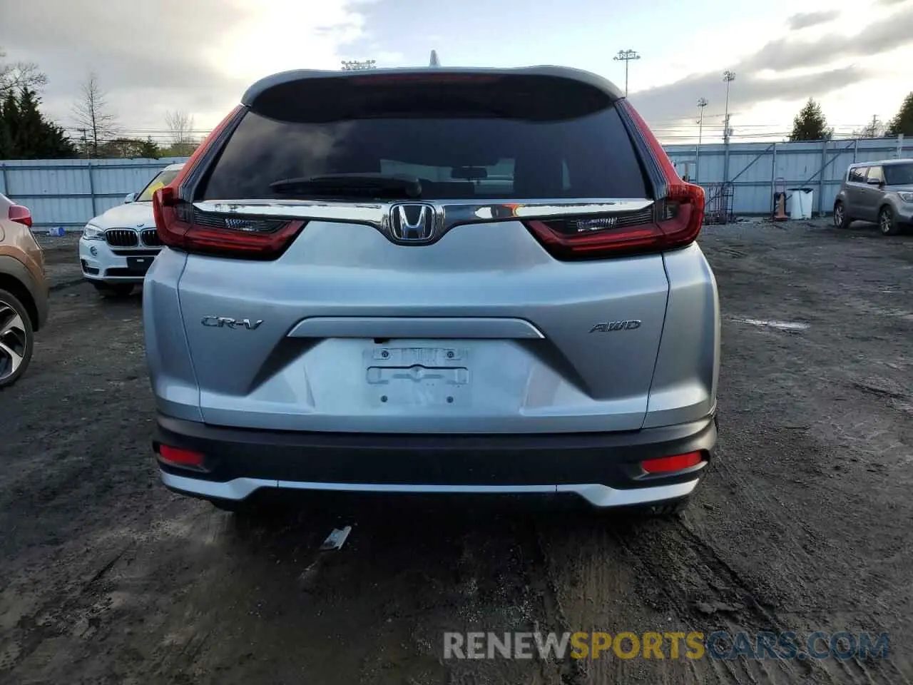 6 Photograph of a damaged car 5J6RW2H54LA016258 HONDA CRV 2020