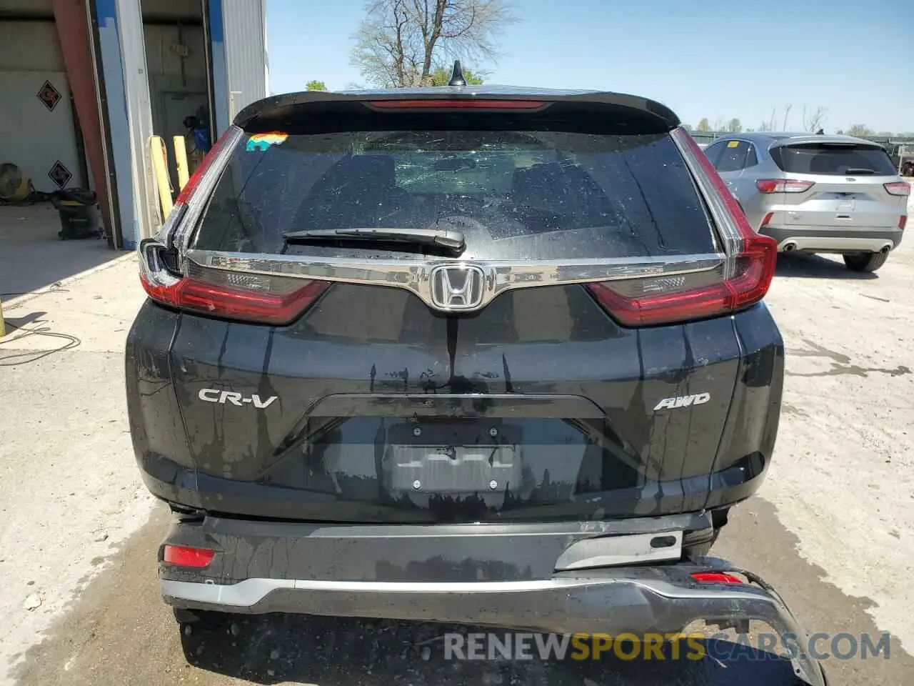 6 Photograph of a damaged car 5J6RW2H55LL005211 HONDA CRV 2020