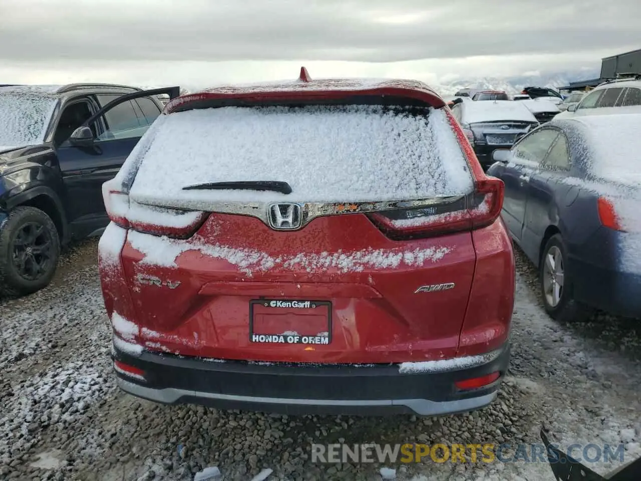 6 Photograph of a damaged car 5J6RW2H85LL015411 HONDA CRV 2020
