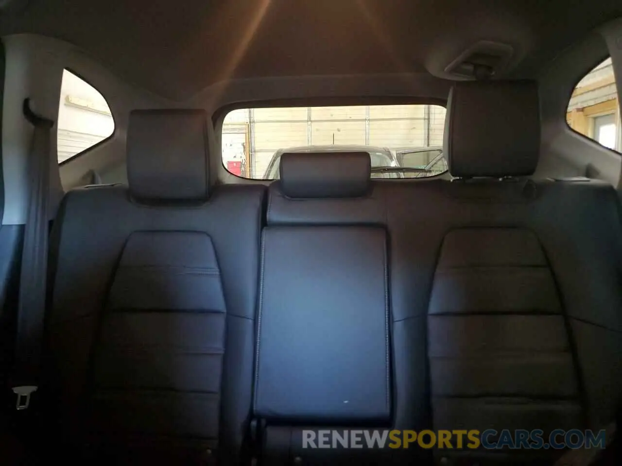 10 Photograph of a damaged car 5J6RW2H89LL011023 HONDA CRV 2020